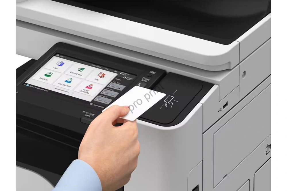 Canon imageFORCE C3026 so 4-mi kazetami